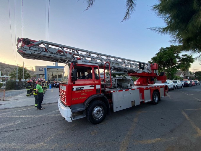 TRASPASO EX CARRO M2 AL CUERPO DE BOMBEROS DE MELI...